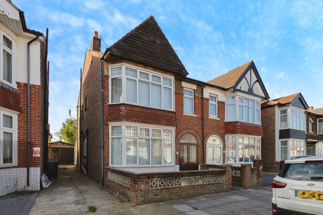 4 bedroom semi-detached house for sale