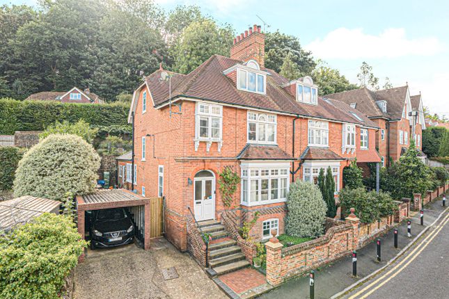 4 bedroom semi-detached house for sale