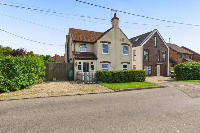 Quainton Road, Buckingham MK18 3 bed detached house for sale