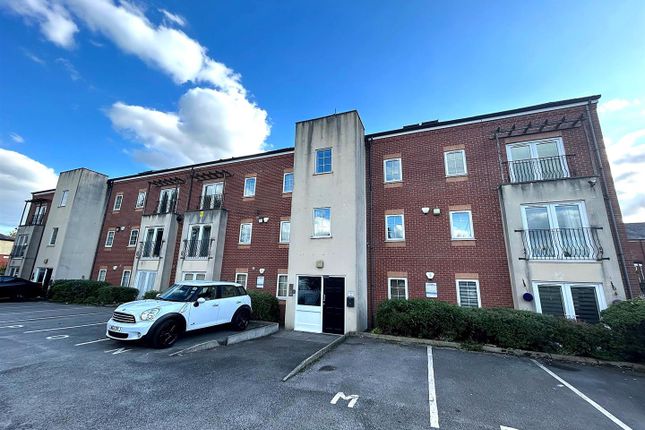 Windermere Road, Leigh 2 bed flat for sale