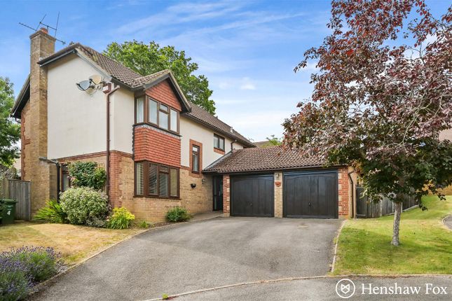 Coltsfoot Walk, Romsey, Hampshire 5 bed detached house for sale