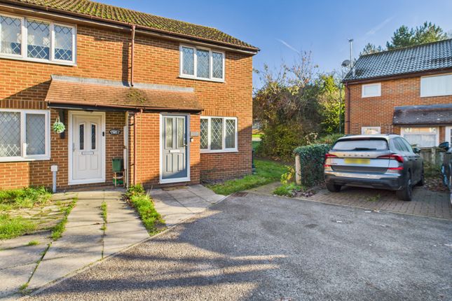 Cropmark Way, Basingstoke, RG22 2 bed terraced house for sale