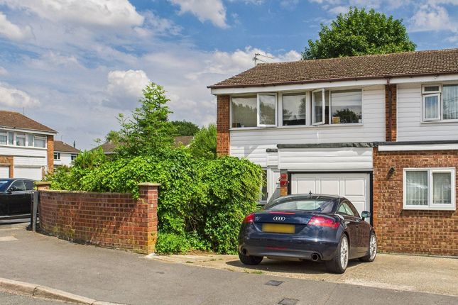 Kimpton Close, Hemel Hempstead, HP2 3 bed semi