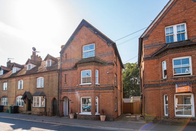 Park Street, Thame OX9 5 bed end of terrace house for sale