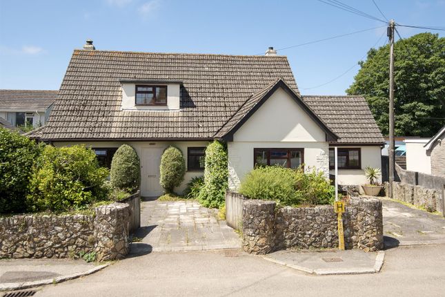 Mawnan Smith 4 bed detached bungalow for sale