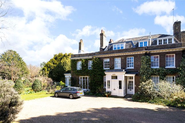 7 bedroom semi-detached house for sale