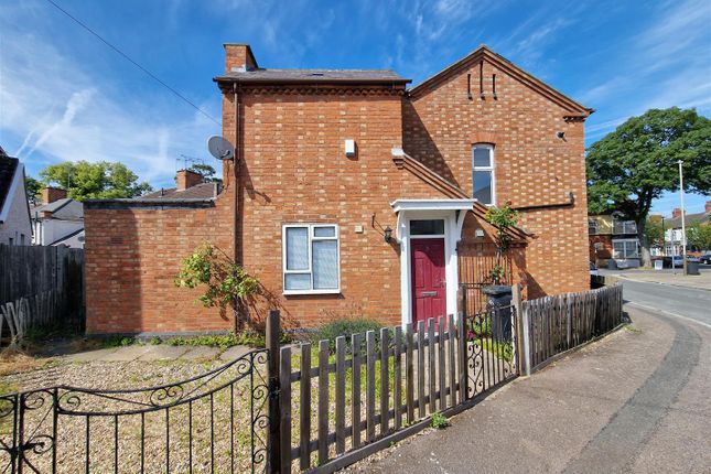 3 bed semi-detached house