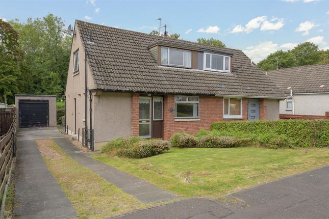 18 Linburn Grove, Dunfermline 3 bed semi