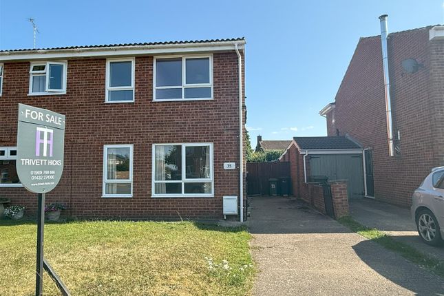 Barneby Avenue, Hereford HR1 3 bed semi