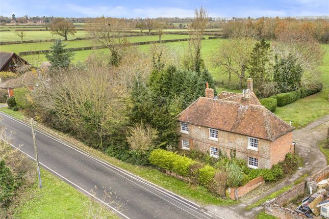 Bishopstone, Aylesbury, Buckinghamshire 4 bed detached house for sale