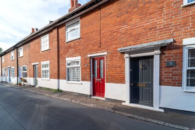 Regent Street, Manningtree, Essex, CO11 2 bed terraced house for sale