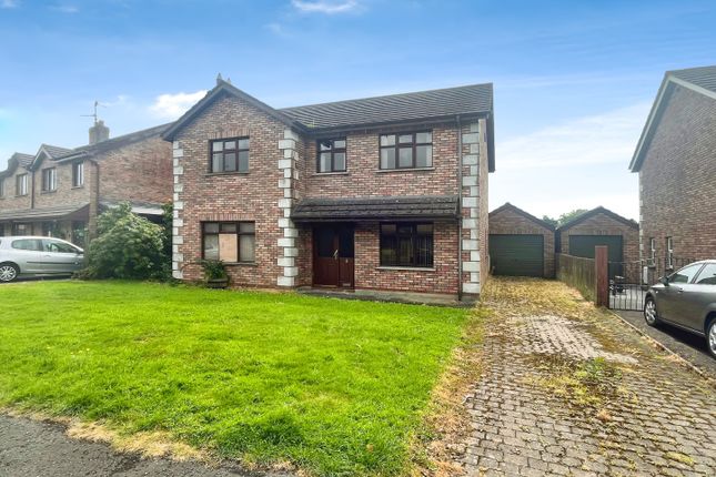 4 bed detached house