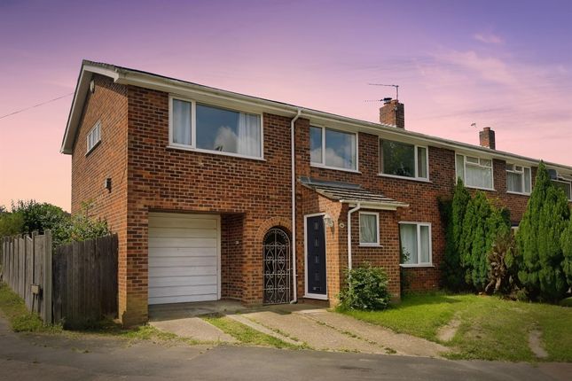 4 bedroom end of terrace house for sale