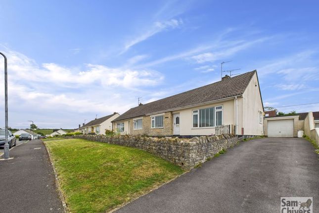 2 bedroom semi-detached bungalow for sale