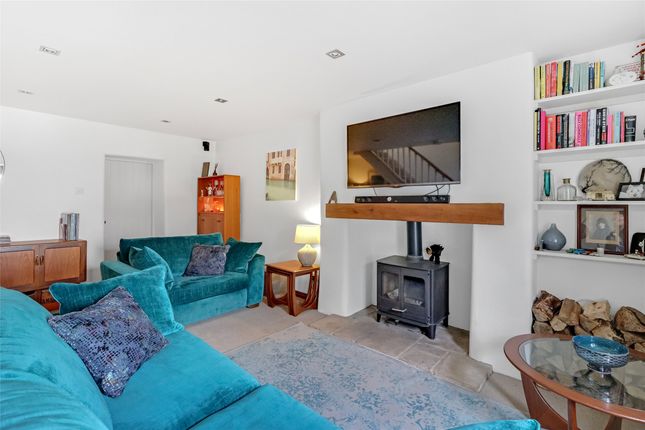 2 bed terraced house