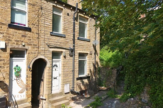 Hope Street, Huddersfield HD3 2 bed end of terrace house for sale