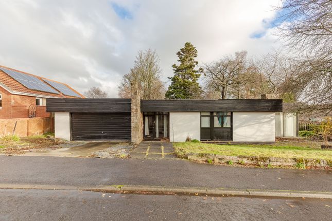 Broomhill Avenue, Penicuik, EH26 4 bed detached bungalow for sale