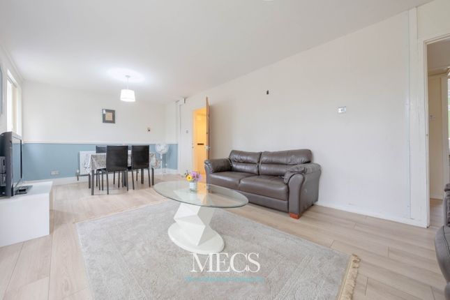Lloyd Square, 20 Niall Close... 2 bed flat for sale