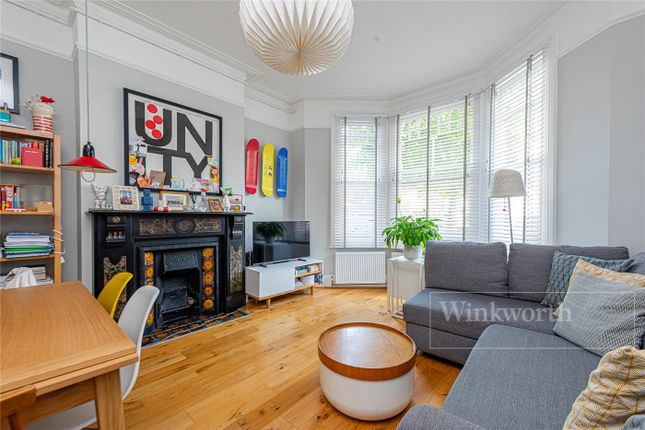 Kempe Road, London, NW6 2 bed apartment for sale