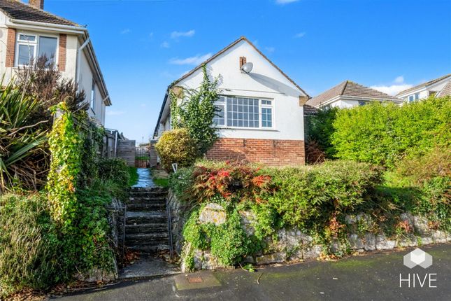 Bay Crescent, Swanage BH19 2 bed detached house for sale