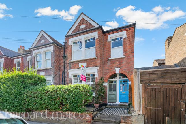 2 bedroom ground floor flat for sale