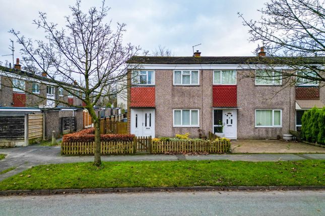 Kennedy Avenue, Macclesfield SK10 3 bed terraced house for sale