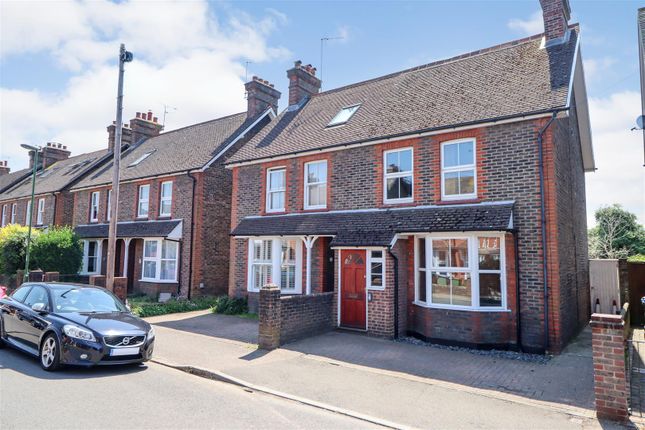 3 bed semi-detached house