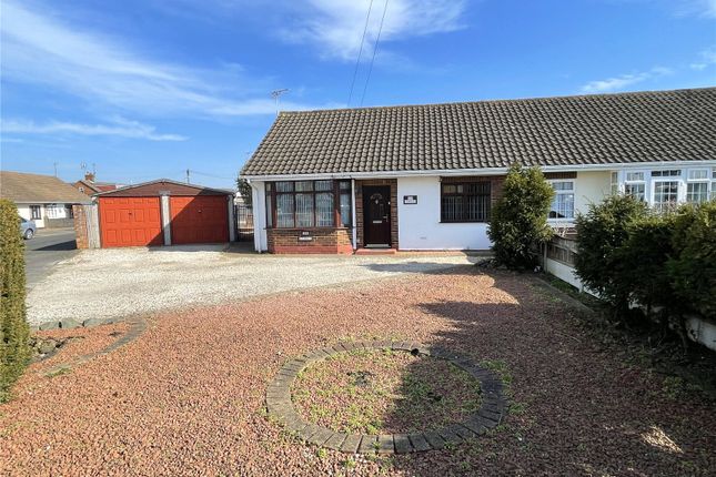 Ashway, Corringham, Essex, SS17 2 bed bungalow for sale