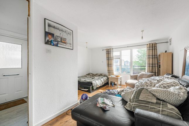 Scaldhurst, Basildon SS13 1 bed flat for sale