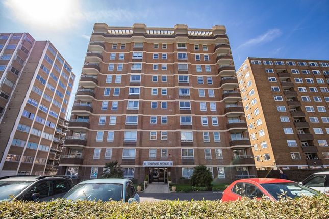 Grand Avenue, Hove 3 bed apartment for sale