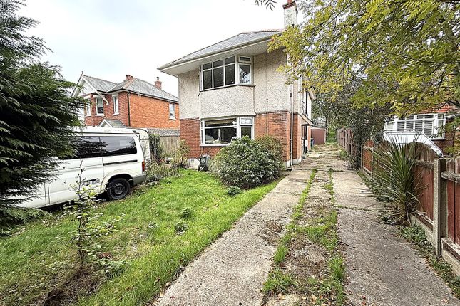 Ringwood Road, Poole, BH14 3 bed apartment for sale