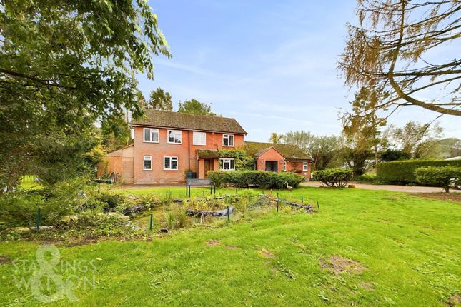 Diss Road, Scole, Diss 5 bed detached house for sale