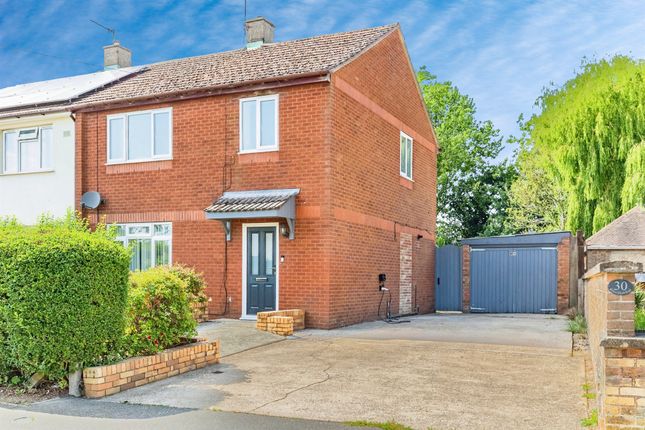 3 bedroom semi-detached house for sale