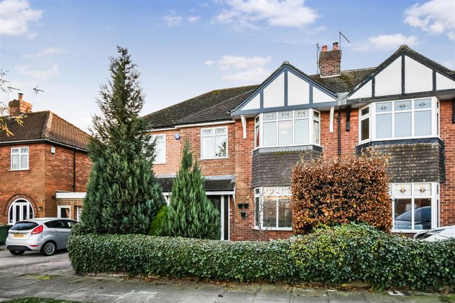 5 bedroom semi-detached house for sale