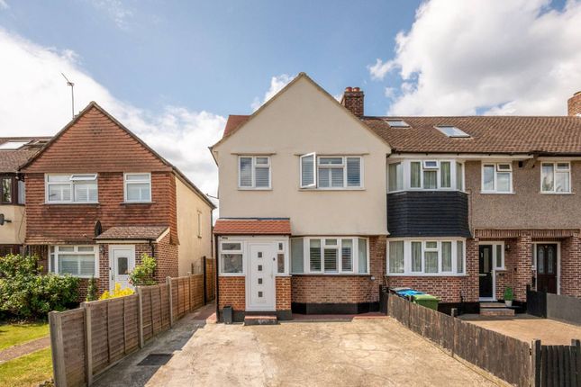 Kingshill Avenue, Worcester Park, KT4 5 bed end of terrace house for sale