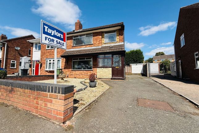 Keats Close, Lower Gornal DY3 3 bed semi