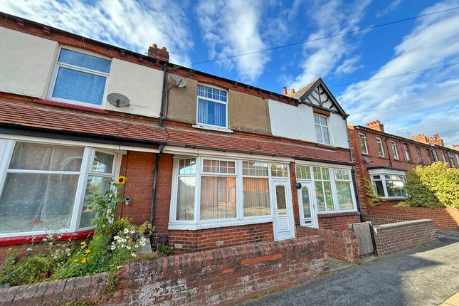 Coldyhill Lane, Scarborough YO12 2 bed terraced house for sale