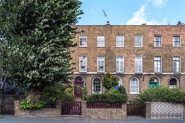 4 bedroom terraced house for sale