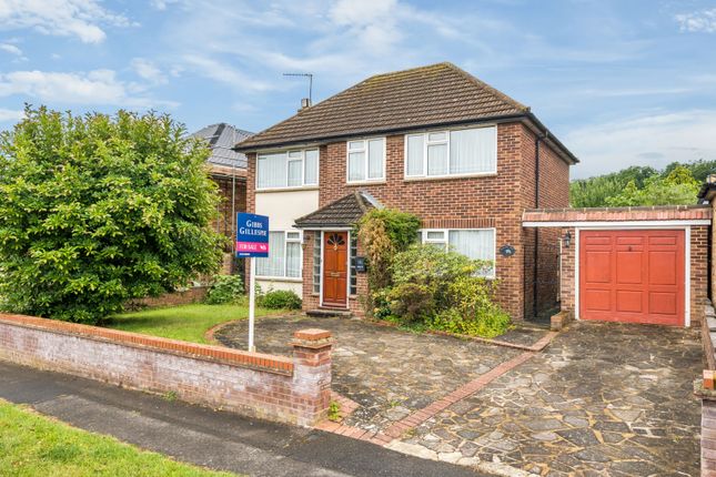 Bowyer Crescent, Denham Green... 3 bed detached house for sale
