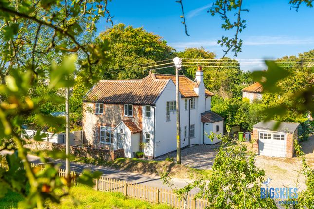 Pit Street, Southrepps, Norwich, NR11 4 bed detached house for sale