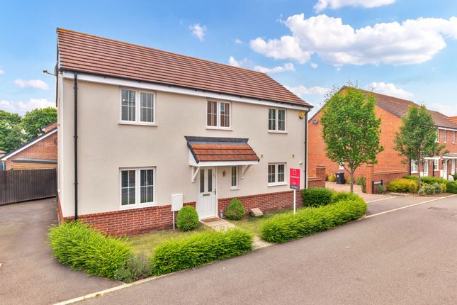 Keen Avenue, Buntingford SG9 4 bed detached house for sale