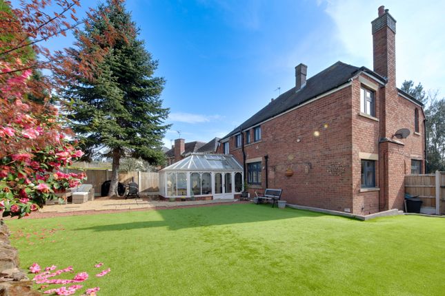 Barnetts Lane, Kidderminster, DY10 3HR 5 bed detached house for sale