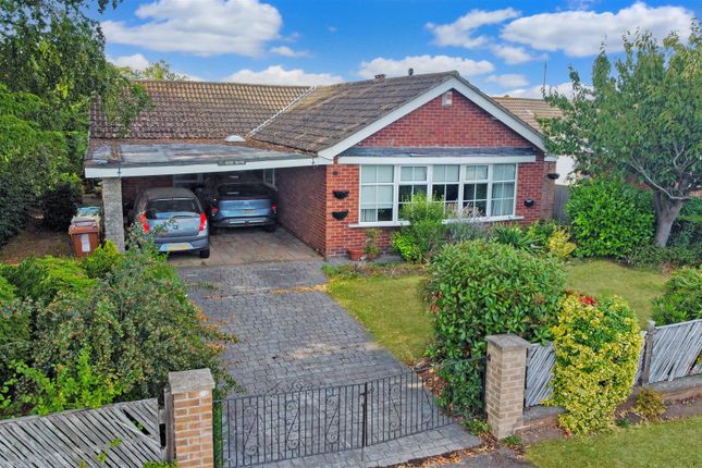Swinderby Road, Collingham, Newark 3 bed detached bungalow for sale