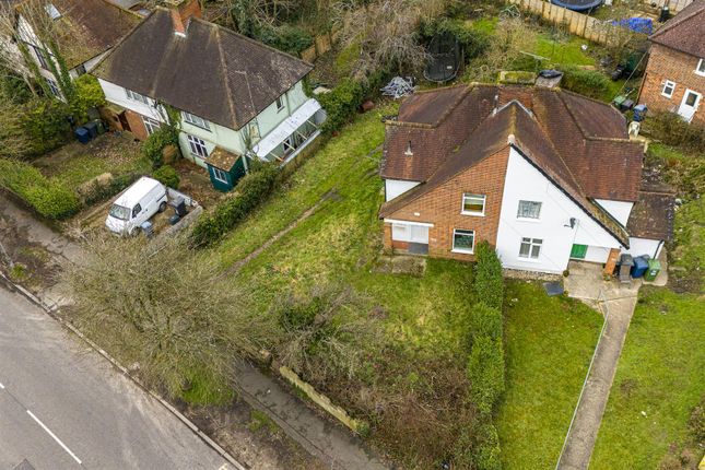 Bowerdean Road, High Wycombe HP13 3 bed semi