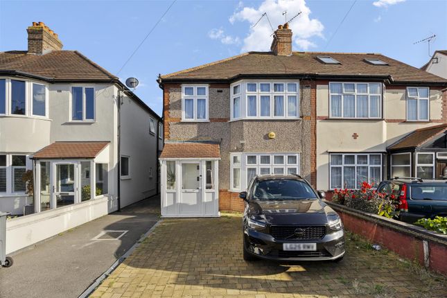 The Drive, Hounslow TW3 3 bed house for sale