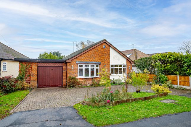 Plumberow Avenue, Hockley, SS5 3 bed detached bungalow for sale