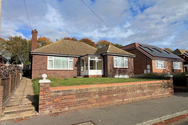 Tennyson Walk, Northfleet, Gravesend... 3 bed detached bungalow for sale