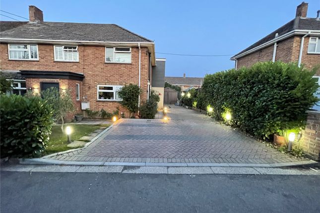 Salisbury Road, Blandford Forum... 3 bed semi
