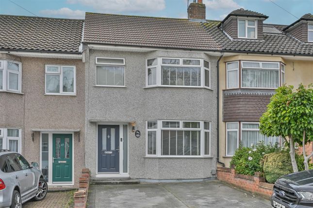 Stour Way, Upminster 3 bed terraced house for sale
