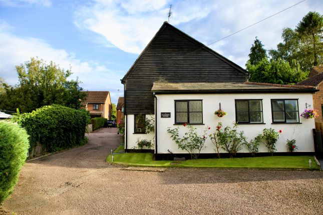 Stevenage Road, Little Wymondley... 2 bed cottage for sale
